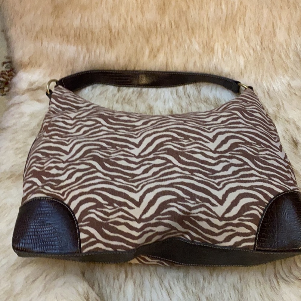 Tommy Hilfiger bag, great animal print😊 - Picture 3 of 6